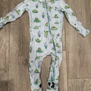 Green Frog Print Bamboo Baby Infant Convertible Footie Pajamas